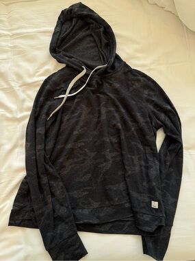 Vuori Camo Performance Hoodie